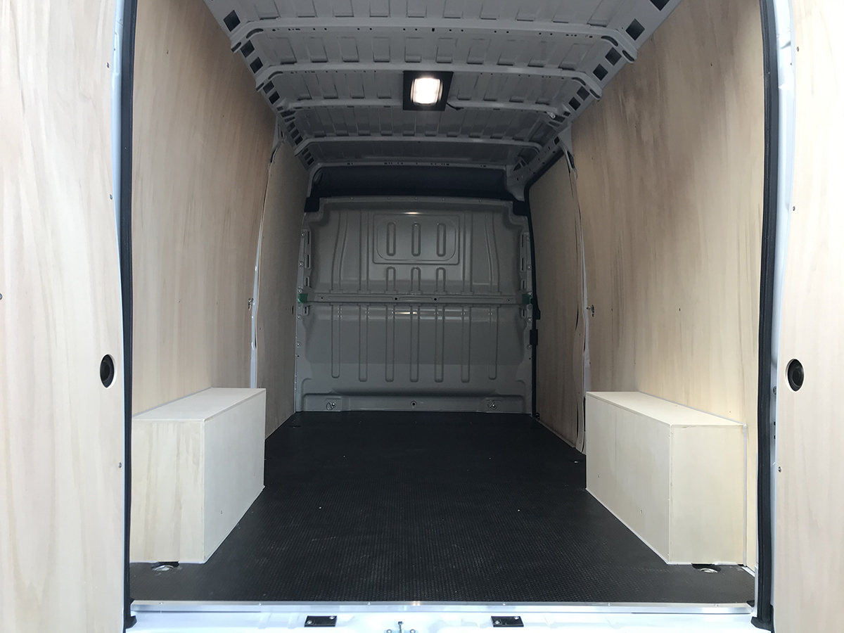 POSE ACCESSOIRE UTILITAIRE